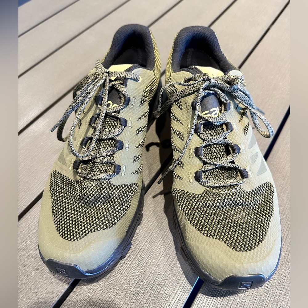 Salomon Outline Wide GTX Men’s size 10w